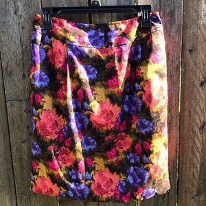 Liz Claiborne floral women’s midi skirt size P6